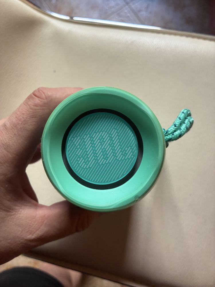 JBL Flip 4 за ремонт