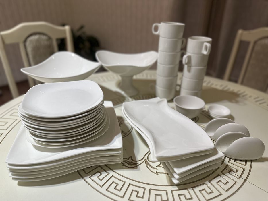 Сервиз белый керамический