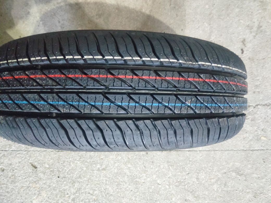 Шины 185/65/R14.