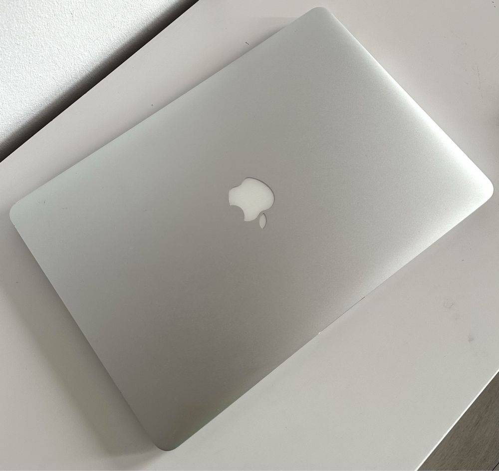 Apple Macbook Pro 15 inch Retina!! Baterie Nouă!! i7, 16gb , 512 gb!!