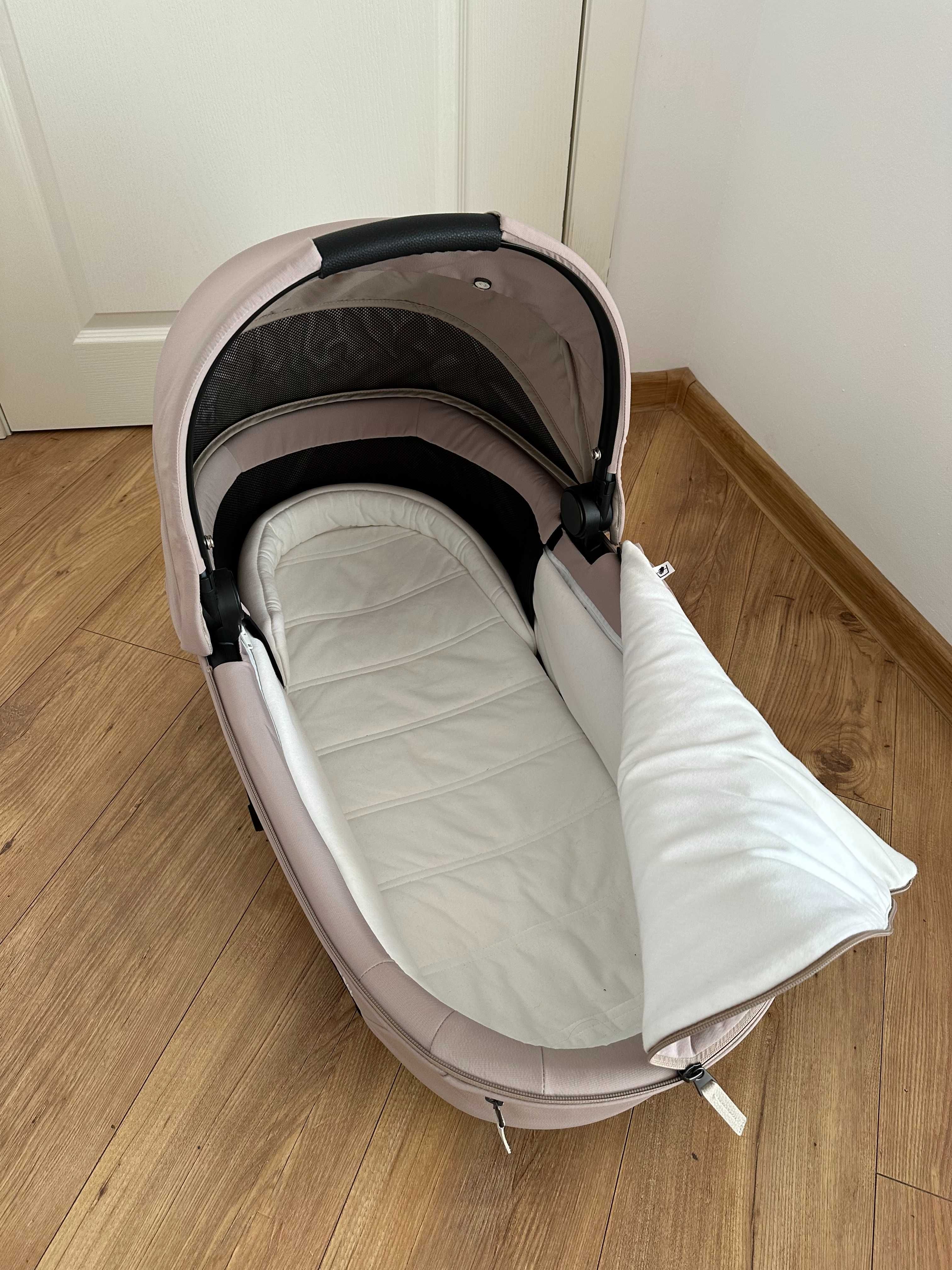 Кош за новородено Cybex Mios 3 Lux New Generation