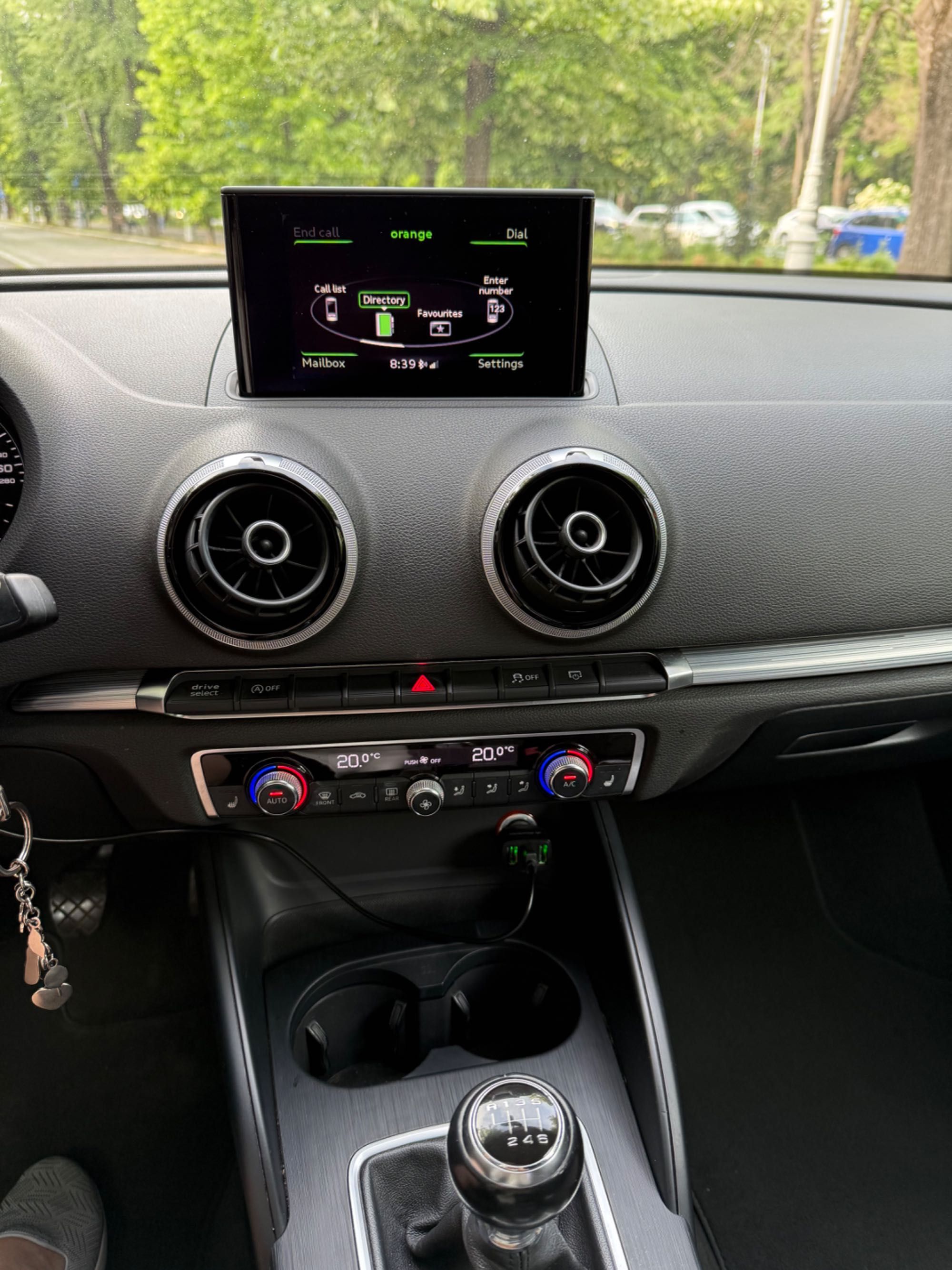 Audi A3 rosu, 87.000 km, foarte bine intretinut