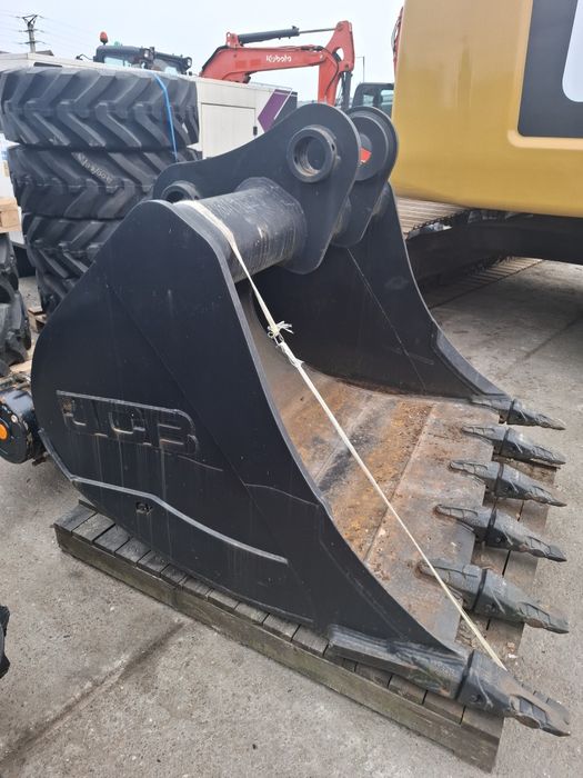 Cupa jcb Excavator