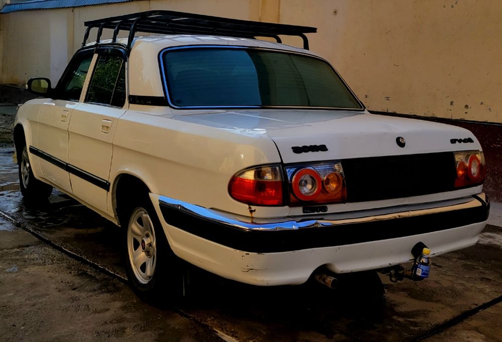 Gaz 31105 sotiladi