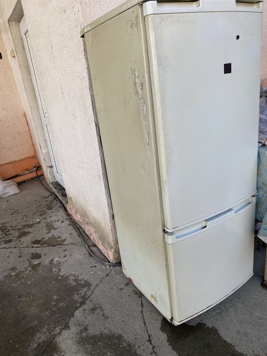 Холодильник холодильник