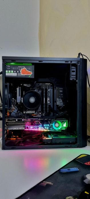 Vând Pc Gaming + Monitor