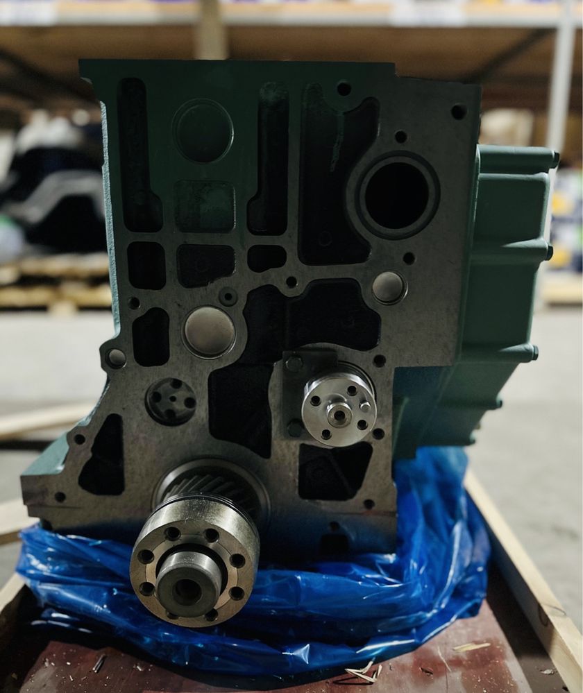 Блок двигателя в сборе WEICHAI WD615 336л.с(шорт блок)
