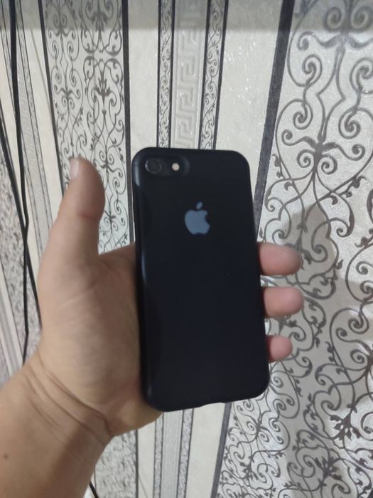 iPhone 8 srochno sotiladi