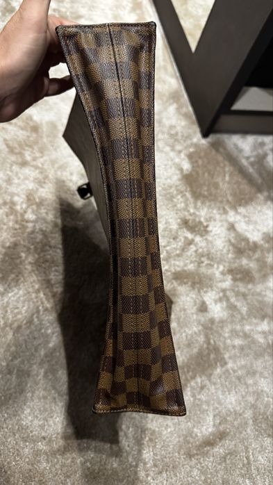 LV оригинална чанта