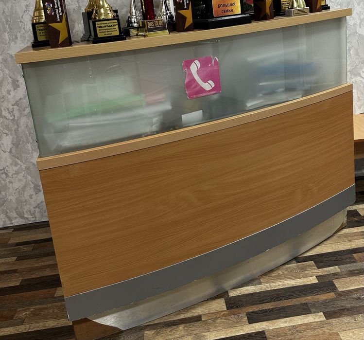 Продам ресепшен срочно