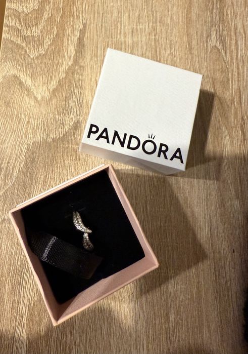 Пръстен Pandora