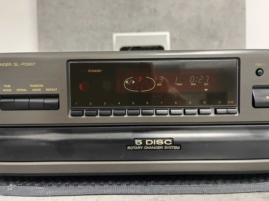 Technics SL-PD667, 5 cd changer, cd player, Made in Japan
