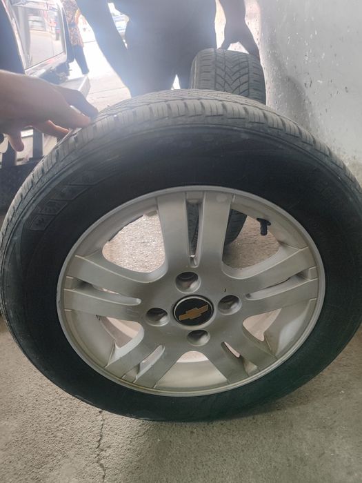 Прадайотса шины б/у