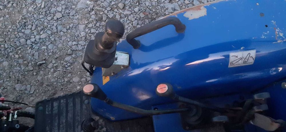 Tractor Lovol m254 cu încărcător