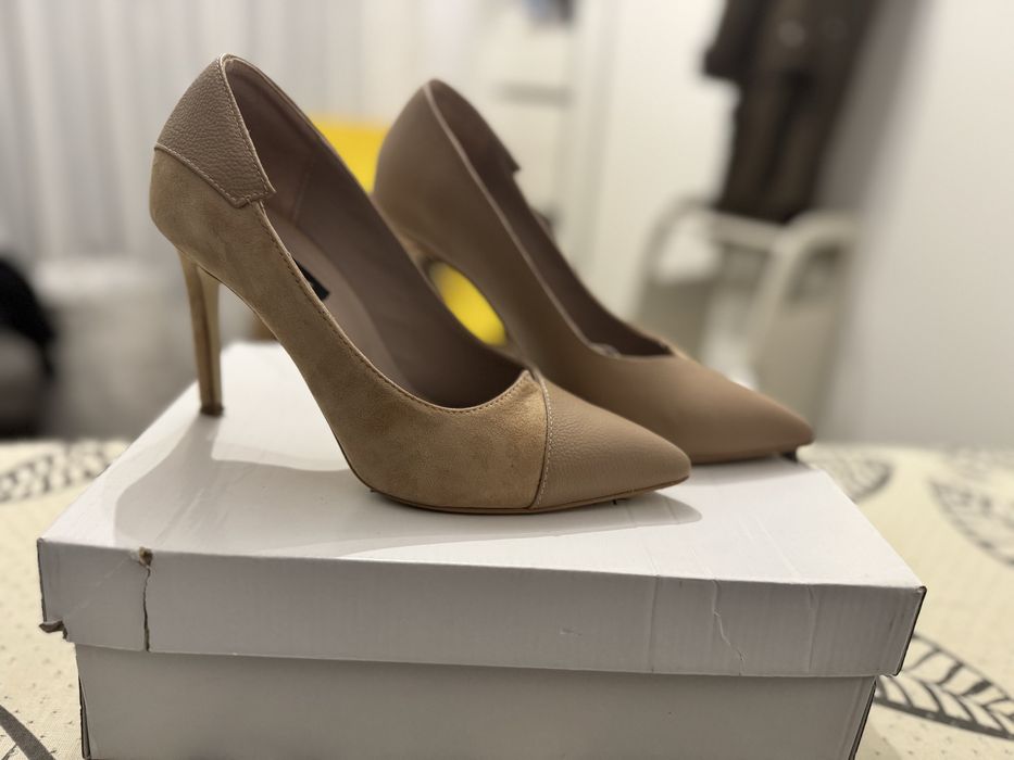 Pantofi stiletto The 5th element