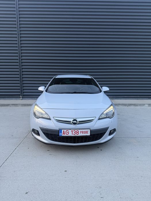 Opel astra j gtc