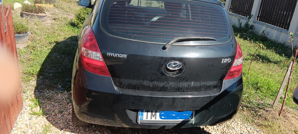 Vand Hyundai i20 benzina, an 2012