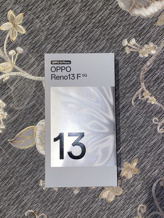OPPO Reno13 F 5G
