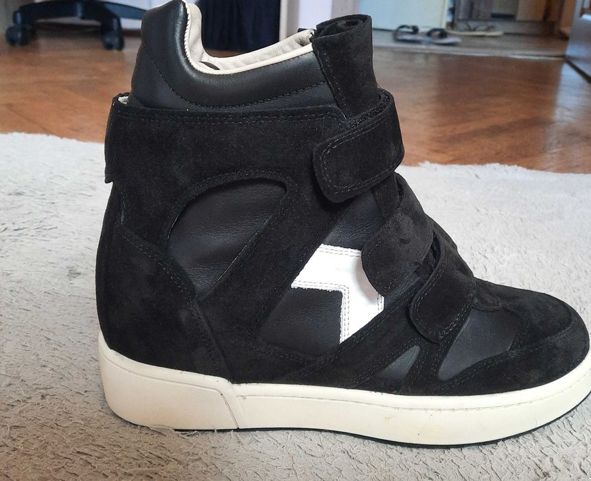 Нови обувки Trendyol