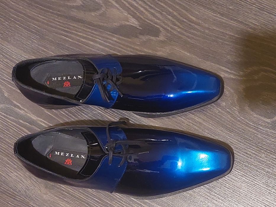 Vand Schimb Pantofi Originali din Piele Marca Mezlan nr 41/42 noi.