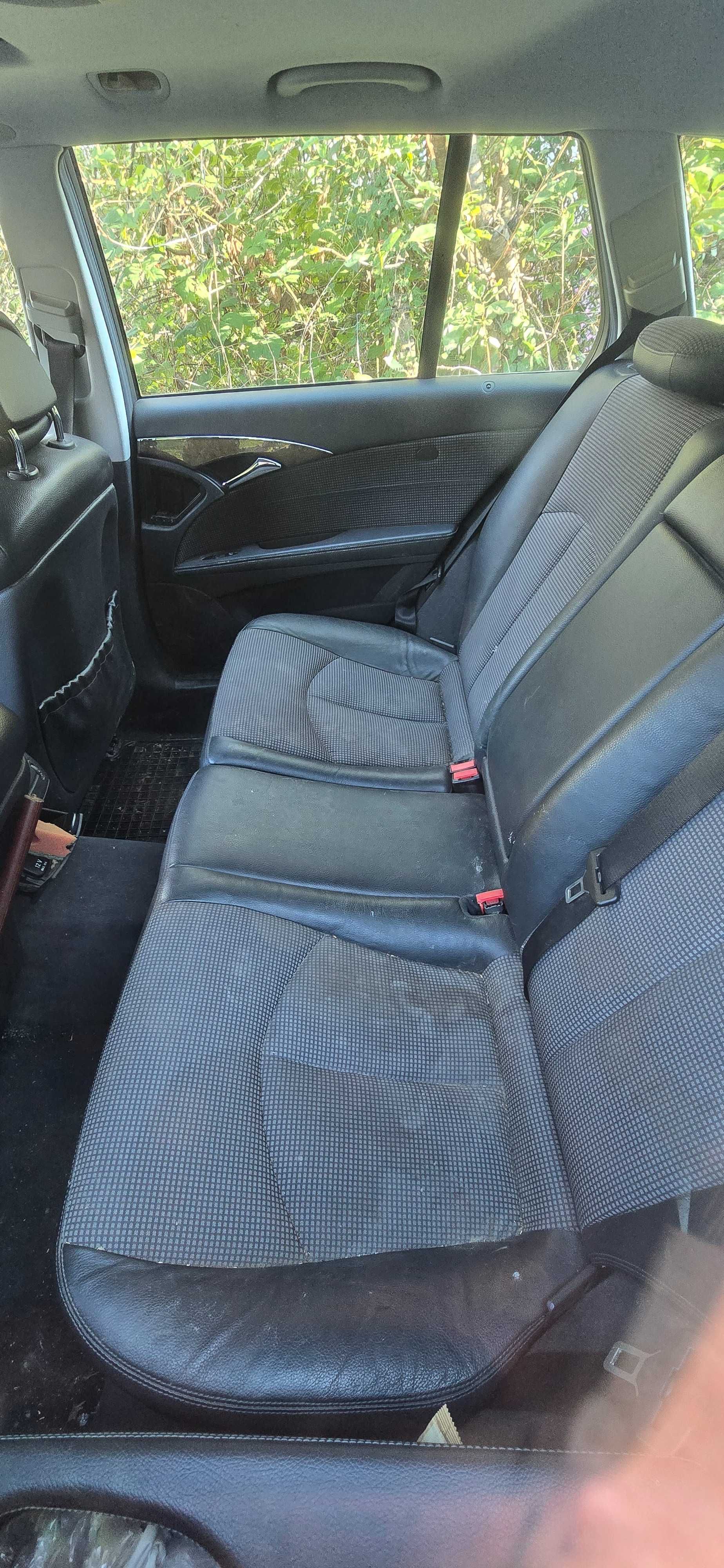 Mercedes E 200 za chasti ili cqla