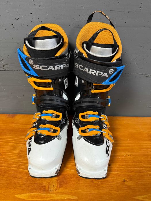 clapari de tura scarpa maestrale rs mondo 26,5 europa 41