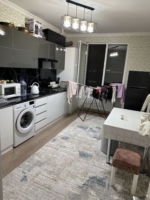 Choshtepada 3 xona sotiladi 70,000 ming kelishamiz