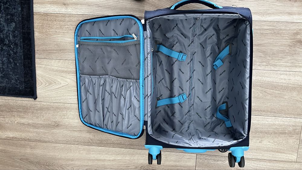 Куфар Lamonza Ultralight, 55x37x21 cm, bleumarin