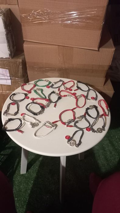 Гривни на кока кола