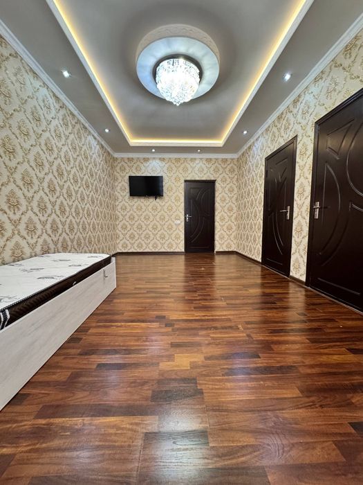 Naqqoshlik mavzesi Chilonzor metro yonida 1ta qizga 1ta xona bezmakler