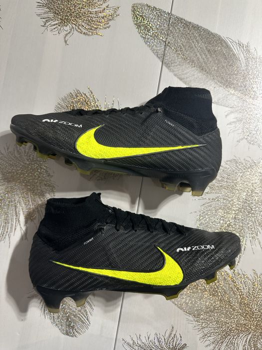 Nike mercurial superfly
