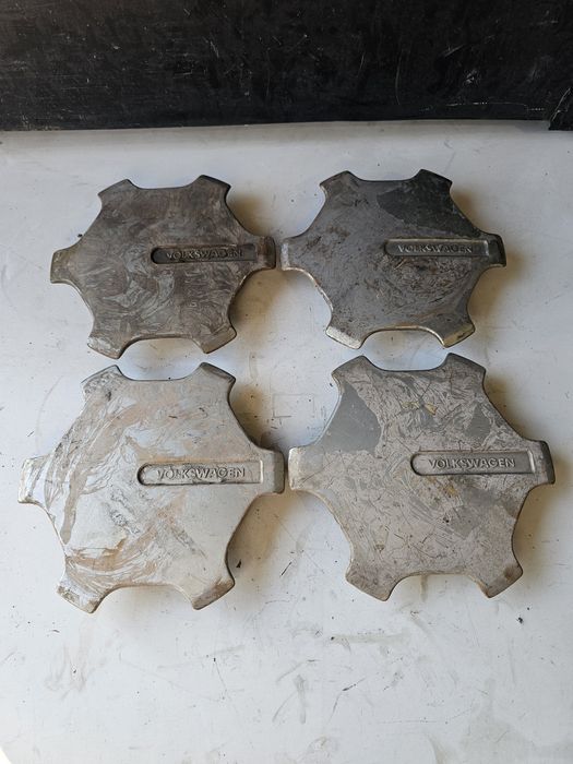 Capace roti originale Volkswagen Passat B3 B4