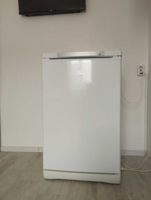 Морозильник Индезит