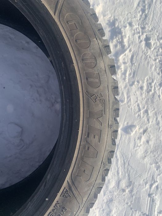 шины GOODYEAR зимние шипы