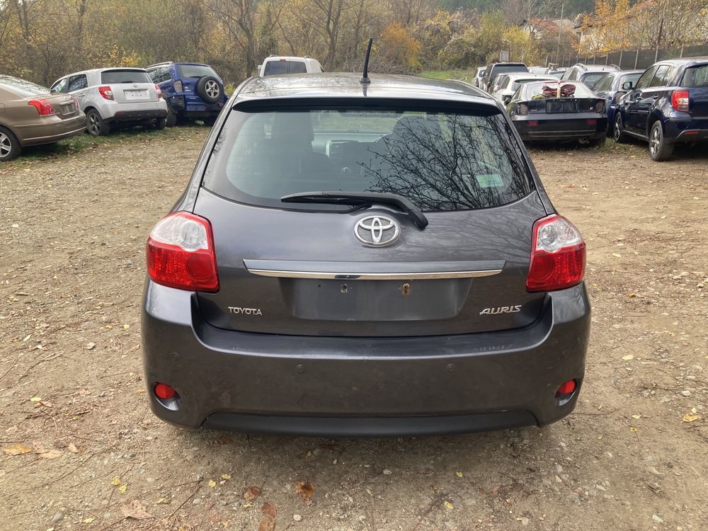 Тойота Аурис//Toyota Auris 1.6vvti 132кс// 2010-2012г //НА ЧАСТИ