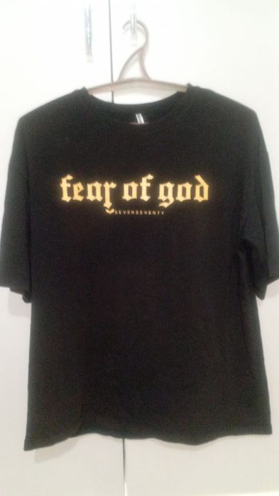 Отдам футболки для девочки