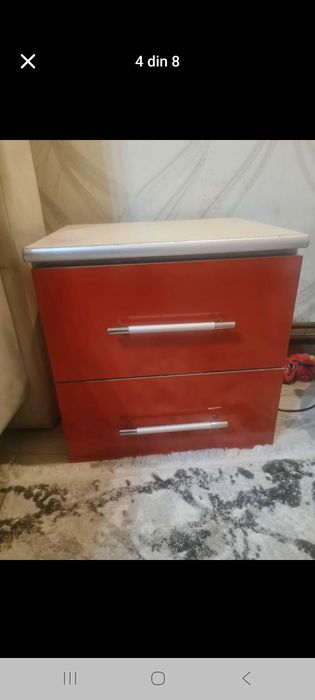 Vând dulap, comodă  și  două  noptiere!