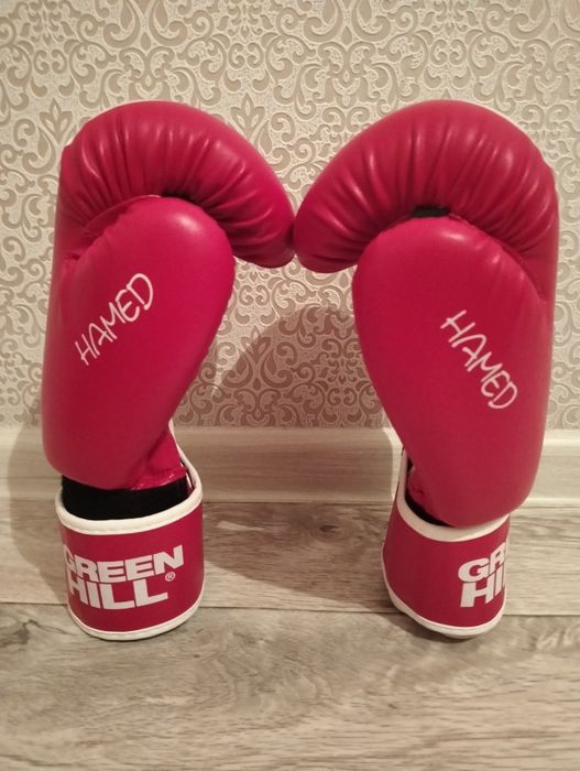 Перчатки для бокса