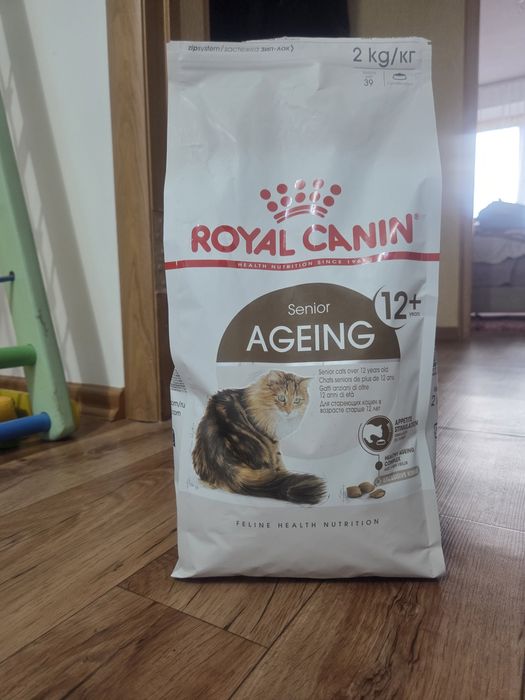 Корм ROYAL CANINE ageing senior (+12)