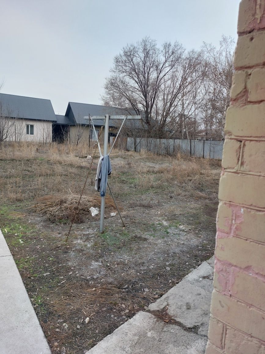 Продам дом  дом заходи и живи