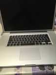 Macbook pro 17 late 2011