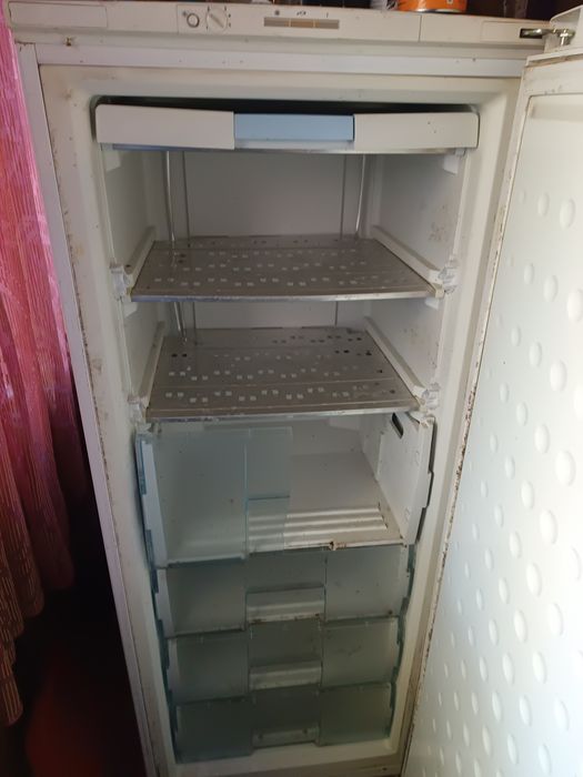 Congelator vertical Arctic