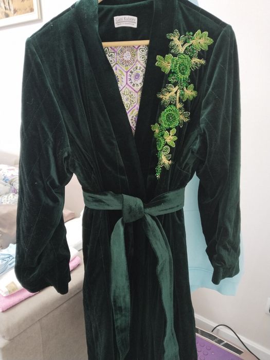 Чапан новый продам