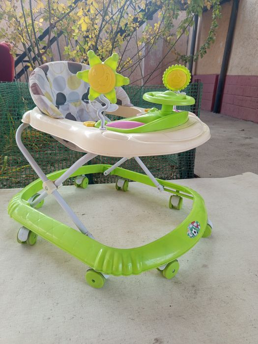 На продажу ходунок .