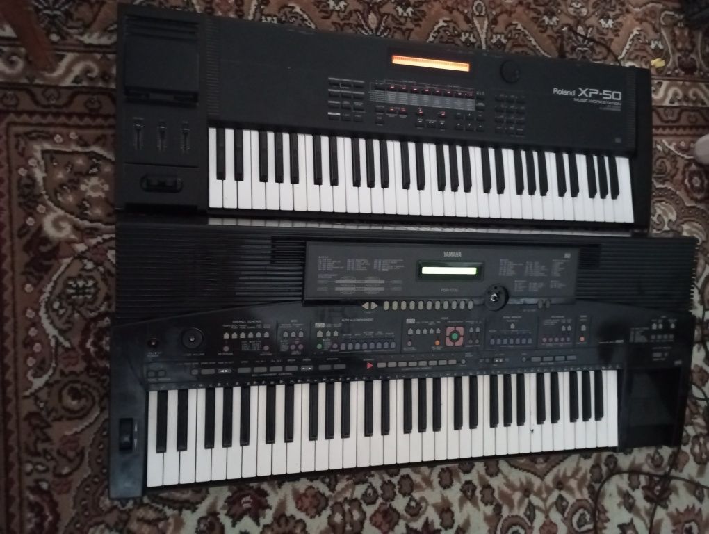 Roland xp 50 yamaxa psr 1700