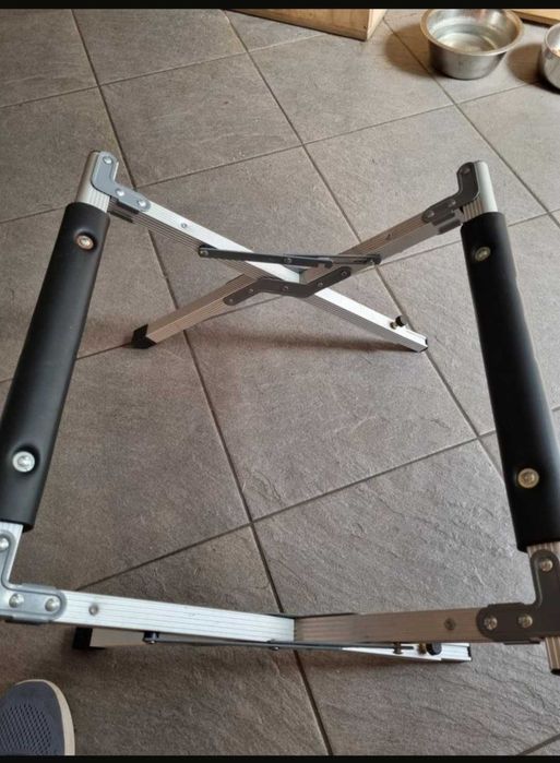 Алуминиева стойка за къмпинг хладилник или ракла