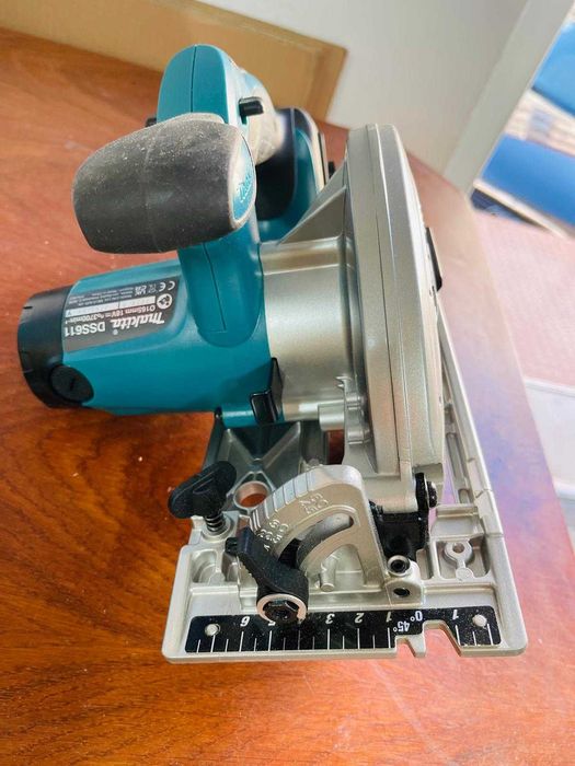 Fierăstrău circular Makita Dss611Z Lxt 18V, Numai corpul, fără fir