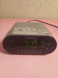 Radio ceas Sony ICF-C218