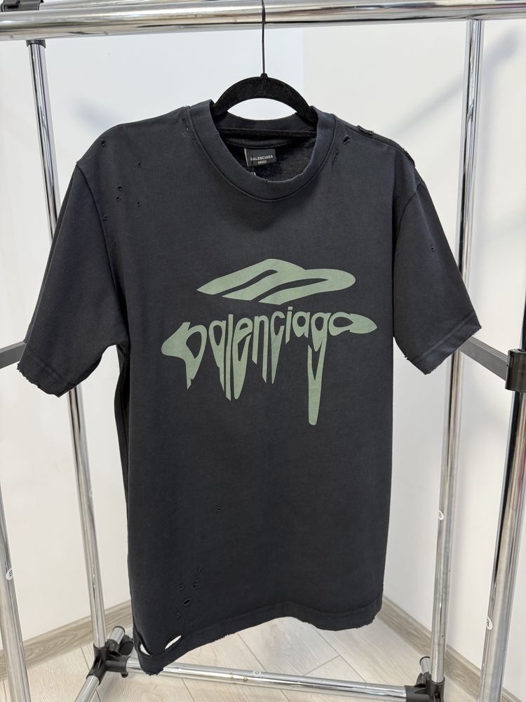 Tricouri Balenciaga Amiri D2 Givenchy