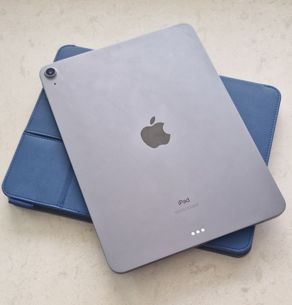 Таблет Ipad air 4, 64 gb